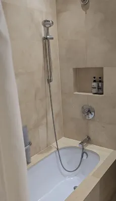 City Garden Grand Hotel Kamar Photos