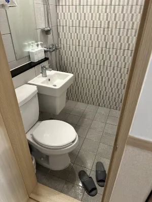 Kenny Stay Jeju Seogwipo Kamar Photos