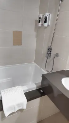 Chungchoho Best Hotel Номера Photos