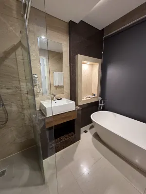 Le Eminence Puncak Hotel Convention & Resort Rooms Photos