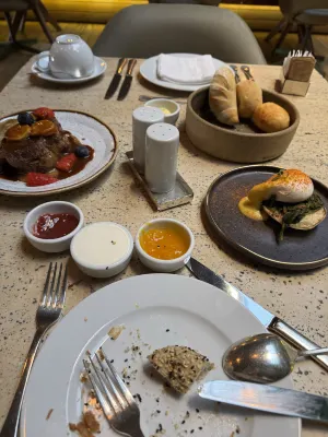 Emiliano Rio Dining Photos