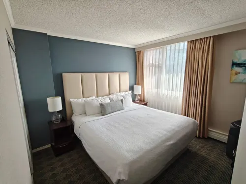 Chateau Victoria Hotel & Suites Rooms Photos