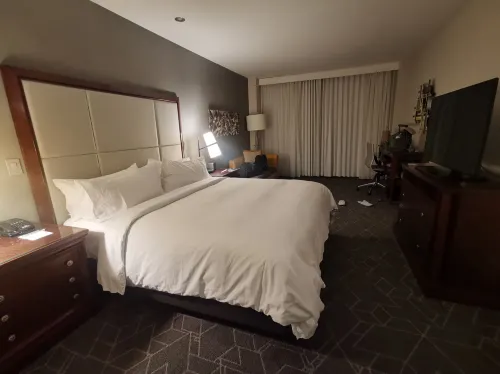 Renaissance Providence Downtown Hotel Rooms Photos