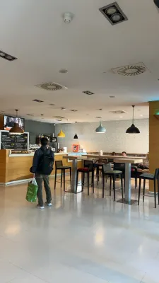 Hotel Zentral Ave Photos