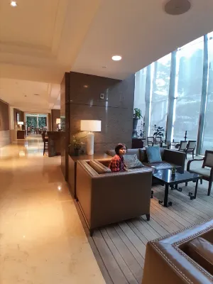 Discovery Primea, Manila Public Areas Photos