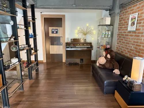 Feel Nimman Boutique Espaces publics Photos