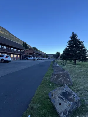 Flat Creek Inn Near Hotel Photos