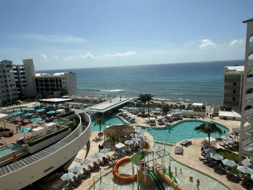 Hilton Cancun Mar Caribe All-Inclusive Resort Leisure & Recreation Photos