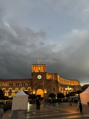 Paris Hotel Yerevan بالقرب من الفندق Photos