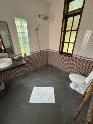 The Earth Villa Phòng Photos