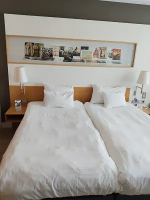 HOTELUX Amsterdam Airport Hotel Chambres Photos