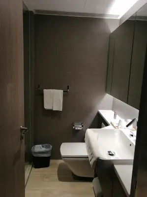 CM+ Hotels and Serviced Apartments Kamar Photos