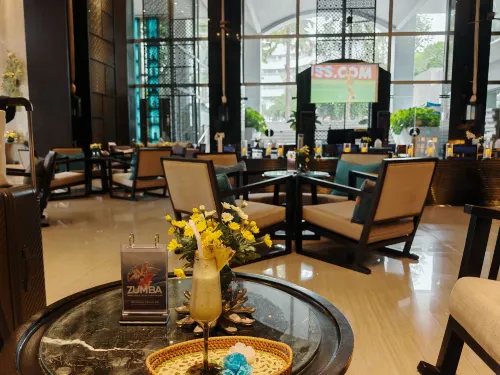 The Royal Paradise Hotel & Spa Restauration Photos