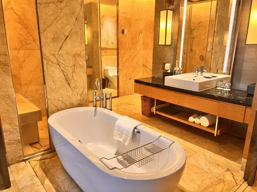 Haikou Marriott Hotel Rooms Photos