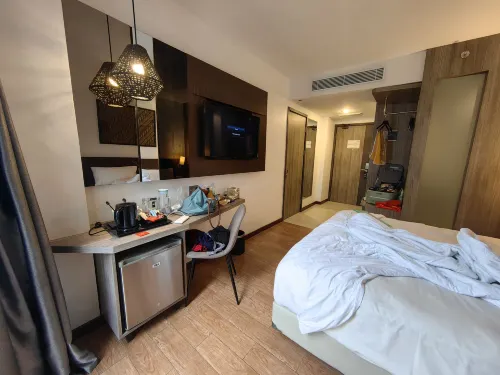 ASTON Inn Pandanaran - Semarang Kamar Photos