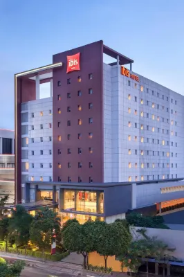 Ibis Surabaya City Center Eksterior Photos
