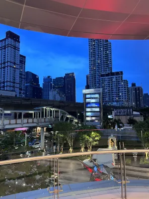 Red Planet Bangkok Surawong Öffentliche Flächen Photos
