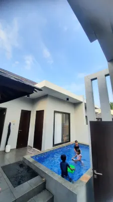Nemuru Villa Ubud Anyer Relaksasi & Rekreasi Photos