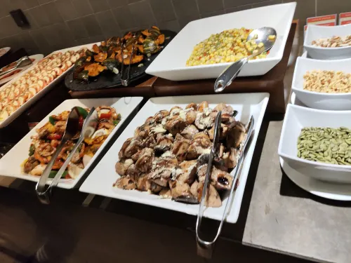 라마다 바이 윈덤 군산 식사 Photos