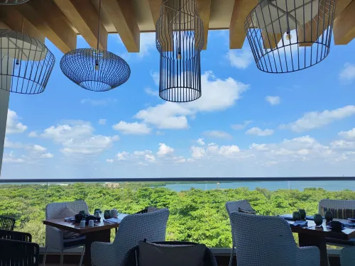 Hilton Cancun Mar Caribe All-Inclusive Resort Photos