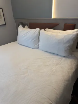 Spark by Hilton London Romford Rooms Photos