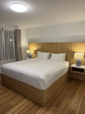 Airlie Beach Hotel Rooms Photos