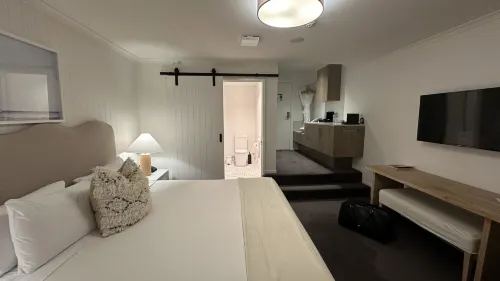 Bannisters Port Stephens Rooms Photos