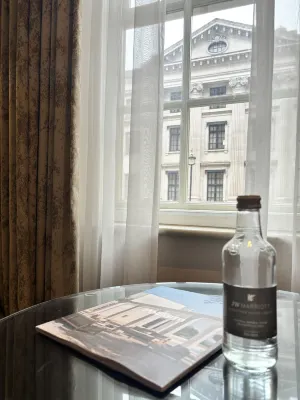 JW Marriott Grosvenor House London Photos