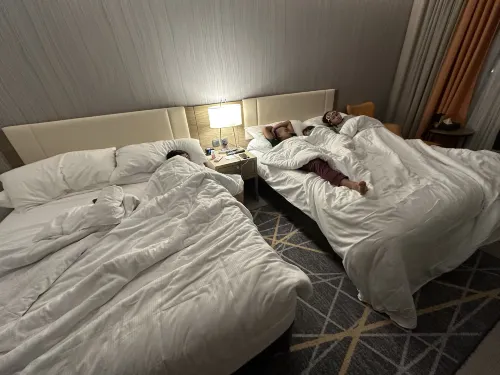 Clarion Hotel Jeddah Airport Rooms Photos