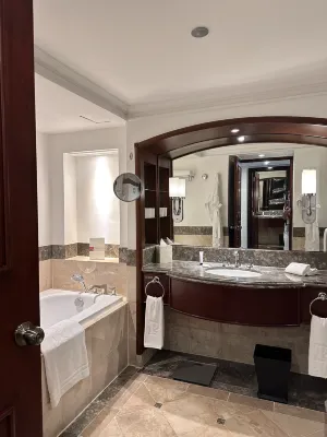 The Peninsula Manila Kamar Photos