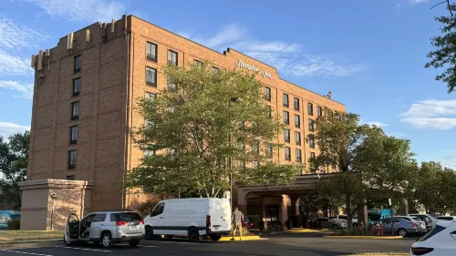 Hampton Inn Washington-Dulles Int'l Airport South Exterior Photos