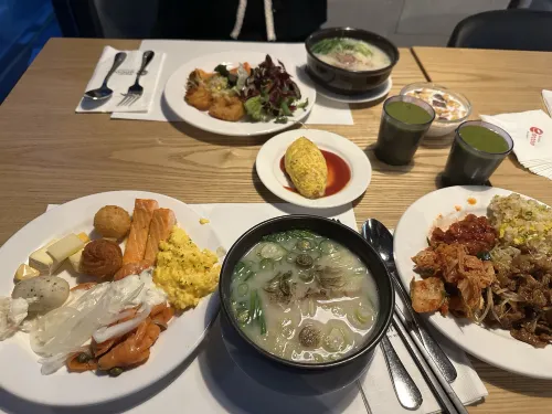 Ramada Plaza by Wyndham Chungjang Dining Photos