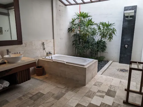Lumbini Luxury Villas and Spa Kamar Photos