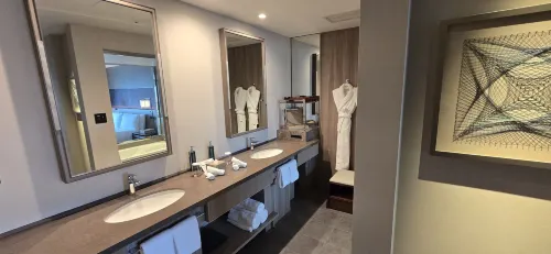 Hilton Hiroshima Chambres Photos