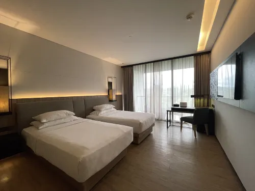Royal Tulip Golf Resort Gunung Geulis Zimmer Photos