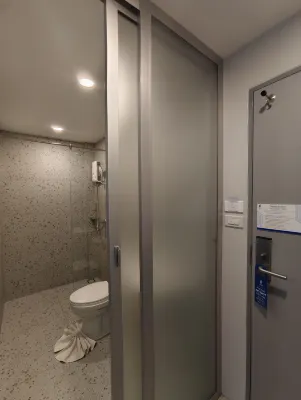 One Budget Hotel Chiangrai Bypass-East Kamar Photos
