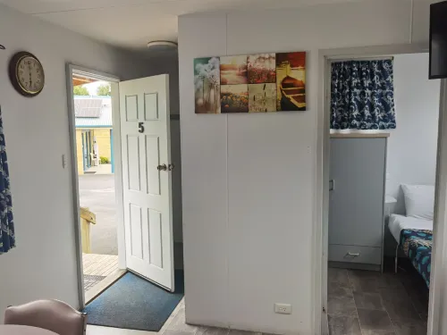 Summers Rest Units Rooms Photos