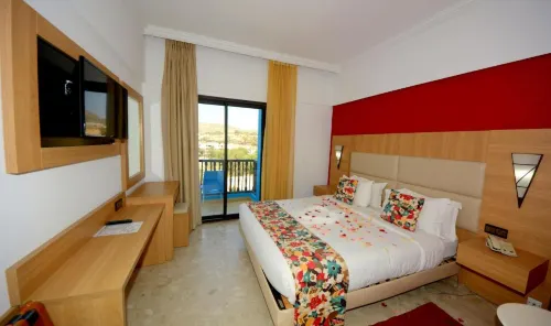 Oasis Hotel & Spa Rooms Photos