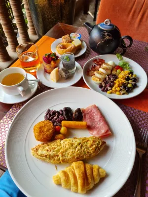 Golden Temple Hotel Dining Photos