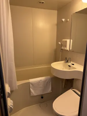 Toyoko Inn Chubu International Airport No1 Kamar Photos