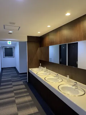 Hotel Shin-Imamiya Kamar Photos