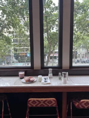 Sixtytwo Hotel Photos