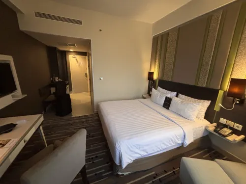 Mercure alam sutera Kamar Photos