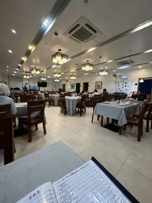 Nalagi Hotel Photos