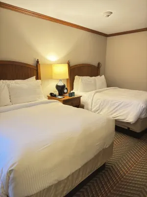 Fairmont Jasper Park Lodge Rooms Photos