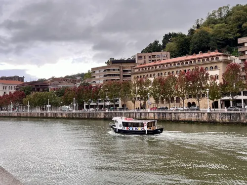 Mercure Bilbao Jardines de Albia Near Hotel Photos