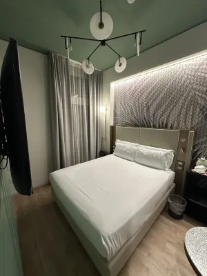 Boutique Hotel Martini 17 Rooms Photos