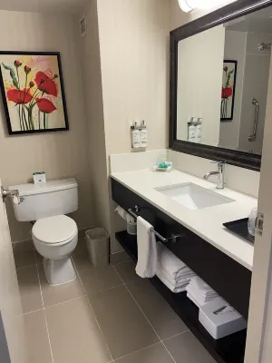 Holiday Inn Vancouver-Centre Broadway Camere Photos