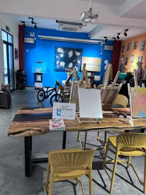 Sanya Yomovo – Bridge House Art Inn 공용공간 Photos