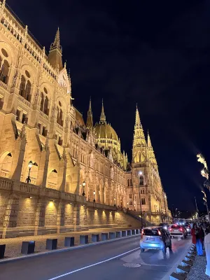 Adina Apartment Hotel Budapest Рядом с отелем Photos